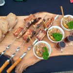 Potrawa półfinałowa drugiego etapu konkursu, I miejsce - Siemczyńskie smaki natury - grilowany węgorz z jeziora Drawsko z sosem z kurek z siemczyńskich lasów.